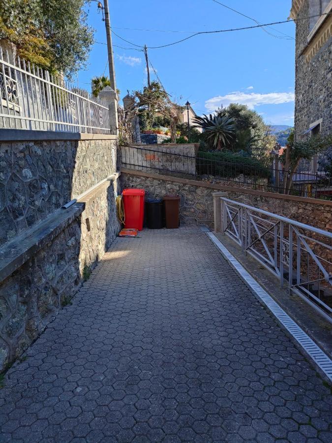 Ferienwohnung Le Orchidee Gia Lancillotto Levanto Exterior foto